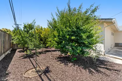 5806 Blossom Ave, San Jose, CA 95123 - Photo 22