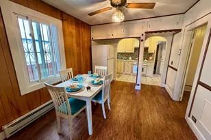 2727 Blenheim Ave, Redwood City, CA 94063 - Photo 18