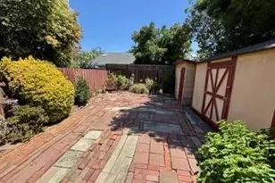 2727 Blenheim Ave, Redwood City, CA 94063 - Photo 36