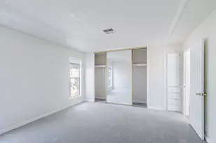 316 Los Encinos St 316, San Jose, CA 95134 - Photo 22