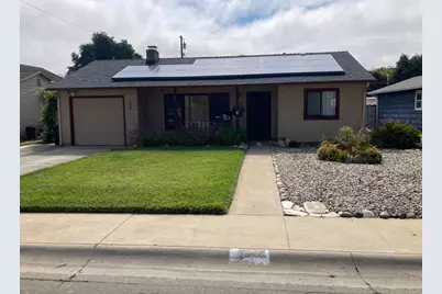 225 Loma Dr, Salinas, CA 93906 - Photo 1