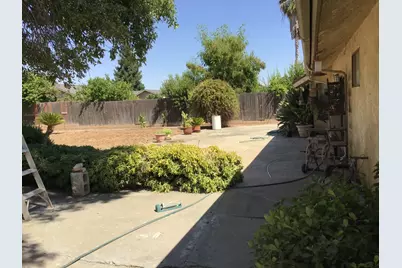 413,411 Fig St, Madera, CA 93638 - Photo 6