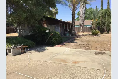 413,411 Fig St, Madera, CA 93638 - Photo 4