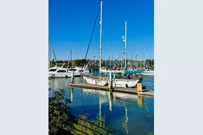 258 E E St, Benicia, CA 94510 - Photo 16