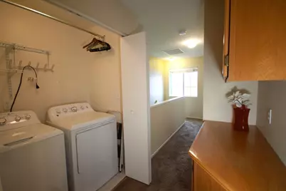 258 E E St, Benicia, CA 94510 - Photo 12