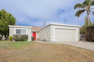1076 Sherman Dr, Salinas, CA 93907 - Photo 1
