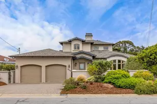 836 Jewell Ave, Pacific Grove, CA 93950 - Photo 1