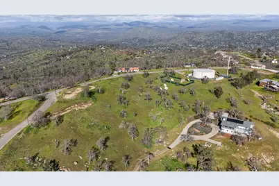 41176 Lilley Mountain Dr, Coarsegold, CA 93614 - Photo 4