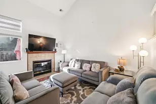 25 Deer Run Cir, San Jose, CA 95136 - Photo 4