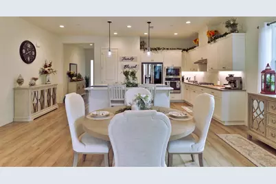 2102 White Oak Dr, Hollister, CA 95023 - Photo 12