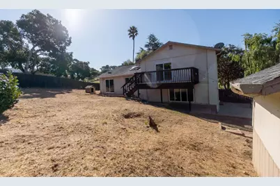 15105 Charter Oak Blvd, Salinas, CA 93907 - Photo 18