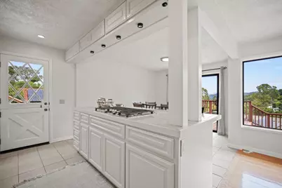 25 Linda Vista Dr, Monterey, CA 93940 - Photo 8