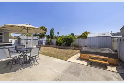 27906 Thackeray Ave, Hayward, CA 94544 - Photo 14