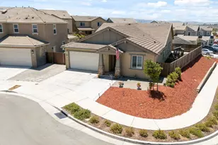 410 Thistle Ct, Hollister, CA 95023 - Photo 1