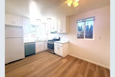 717 Ehrhorn Ave, Mountain View, CA 94041 - Photo 2