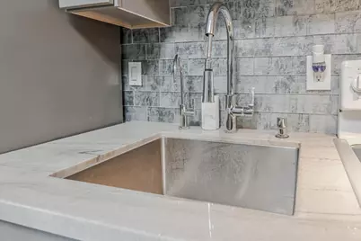 749 Bonita Pl, San Jose, CA 95116 - Photo 12