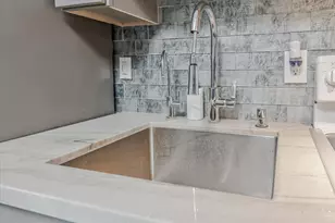 749 Bonita Pl, San Jose, CA 95116 - Photo 12