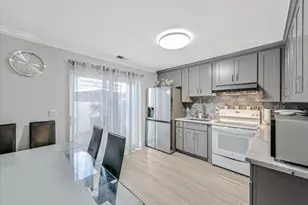 749 Bonita Pl, San Jose, CA 95116 - Photo 14