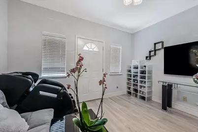 749 Bonita Pl, San Jose, CA 95116 - Photo 8