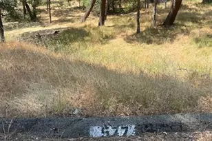 582 Silver Leaf Dr, Oroville, CA 95966 - Photo 1