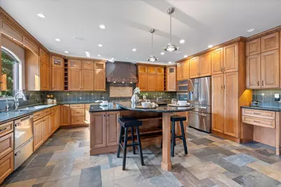 23435 Summit Rd, Los Gatos, CA 95033 - Photo 24