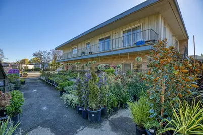 332 Woodside Rd, Redwood City, CA 94061 - Photo 14