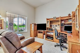 1152 Little River Dr, Hollister, CA 95023 - Photo 42