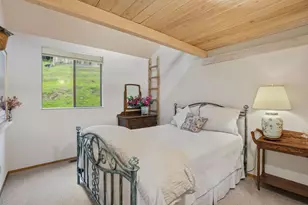 19118 Old Vineyard Rd, Los Gatos, CA 95033 - Photo 30