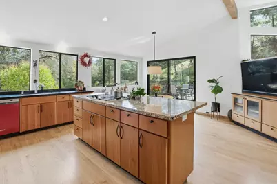 19118 Old Vineyard Rd, Los Gatos, CA 95033 - Photo 20