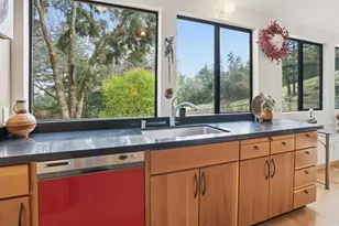 19118 Old Vineyard Rd, Los Gatos, CA 95033 - Photo 20