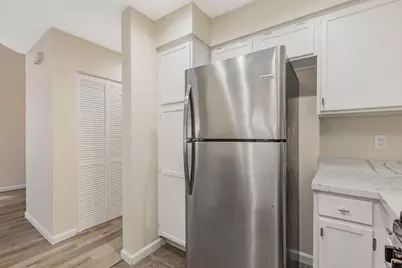 6121 Lambeck Ln, San Jose, CA 95119 - Photo 14