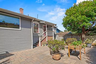 311 Walnut St, Pacific Grove, CA 93950 - Photo 8