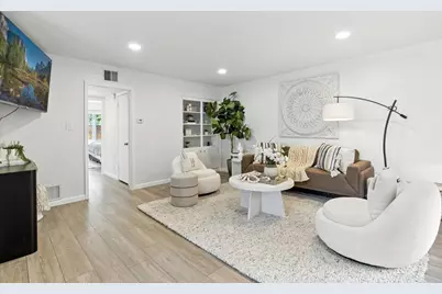 3015 Los Prados St 109, San Mateo, CA 94403 - Photo 1