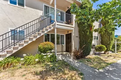 5664 Gaskill St, Oakland, CA 94608 - Photo 10