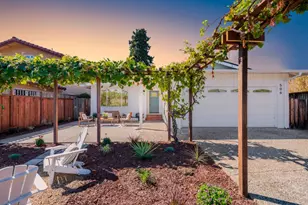 506 Bayview Dr, Aptos, CA 95003 - Photo 1