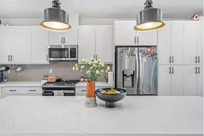 390 Camarillo Ter, Sunnyvale, CA 94085 - Photo 12