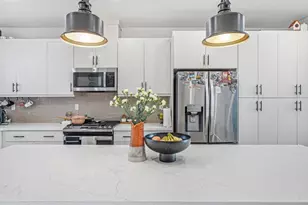 390 Camarillo Ter, Sunnyvale, CA 94085 - Photo 12