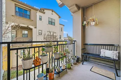 390 Camarillo Ter, Sunnyvale, CA 94085 - Photo 16