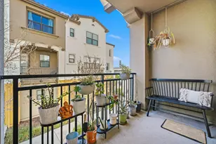 390 Camarillo Ter, Sunnyvale, CA 94085 - Photo 16