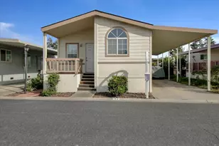 555 Umbarger Rd 43, San Jose, CA 95111 - Photo 1