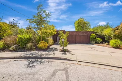 30 White Plains Ct, San Mateo, CA 94402 - Photo 1