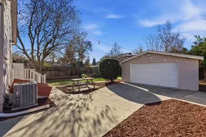 271 N Central Ave, Campbell, CA 95008 - Photo 34