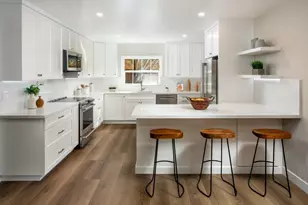 706 University Ave, Los Altos, CA 94022 - Photo 2