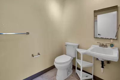 1114 Pacific Ave, Santa Cruz, CA 95060 - Photo 20