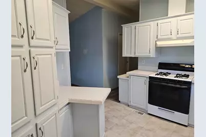 170 Sunset Cir 170, Vacaville, CA 95687 - Photo 22