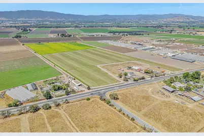 2718 Ferguson Rd, Gilroy, CA 95020 - Photo 82