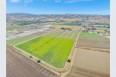 2718 Ferguson Rd, Gilroy, CA 95020 - Photo 78