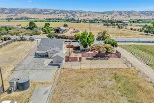2718 Ferguson Rd, Gilroy, CA 95020 - Photo 52