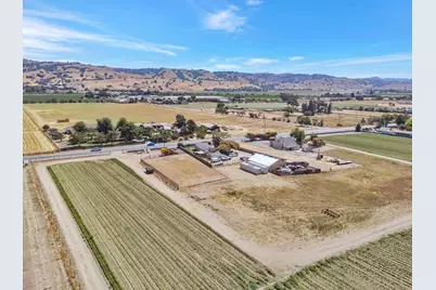 2712 Ferguson Rd, Gilroy, CA 95020 - Photo 24