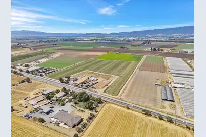 2712 Ferguson Rd, Gilroy, CA 95020 - Photo 28